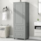 Hoher Badezimmerschrank