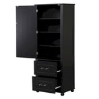 Hoher Badezimmerschrank