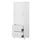 Hoher Badezimmerschrank